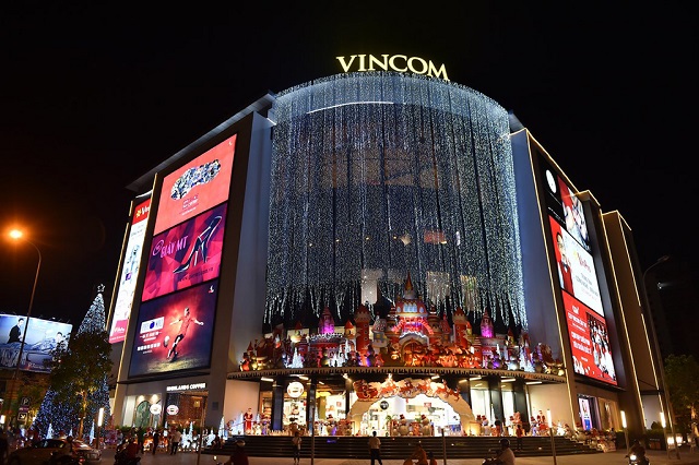 Vincom Plaza Hùng Vương là một trong những trung tâm mua sắm nổi tiếng nhất ở Cần Thơ