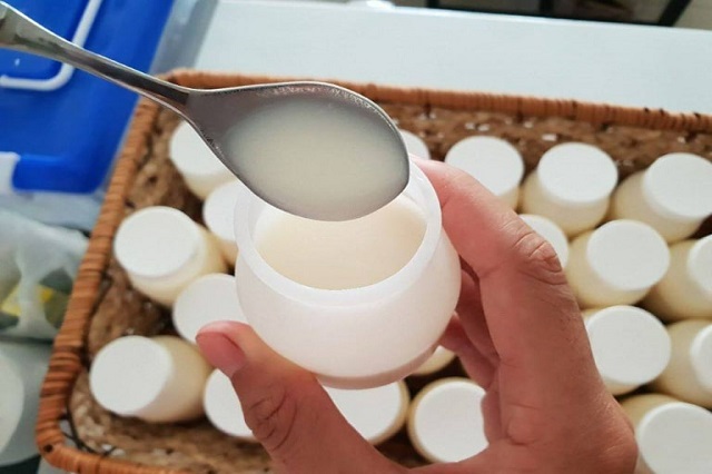 Yaourt là một đặc sản trứ danh ở con phố này mà bạn nhất định phải thưởng thức