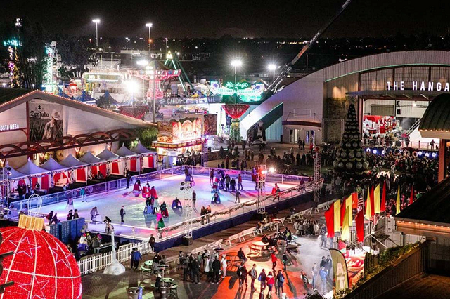 WinterFest là một lễ hội mùa đông đầy thú vị với ẩm thực và các hoạt động giải trí khác