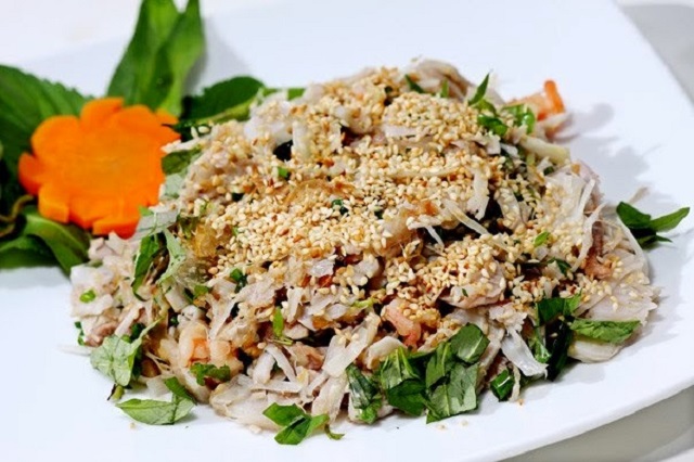 Nhút Thanh Chương là món ăn vô cùng đưa cơm trong những ngày lạnh giá