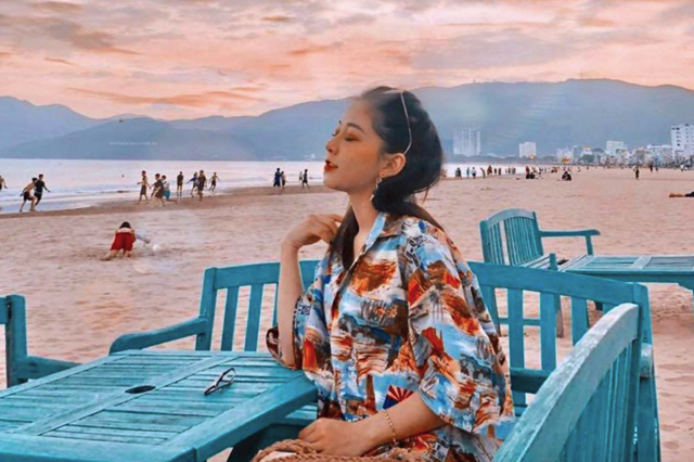Với không gian cực chill về với Surf Bar bạn sẽ có cơ hội thoả sức sống ảo triệu like