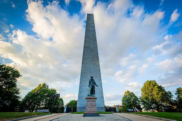 Bunker Hill Monument là nơi để bạn tha hồ ngắm cảnh và chụp ảnh