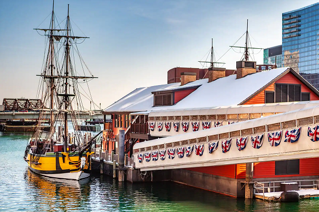 Boston Tea Party Ships and Museum có triển lãm tương tác để du khách trải nghiệm
